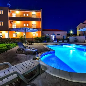Bonex , Privlaka (Zadar) Kroatien
